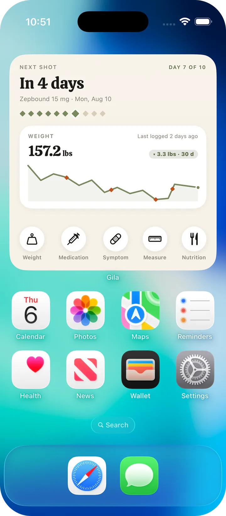 Gila widget on the iPhone home screen: next shot in 4 days, a weight chart and quick log buttons