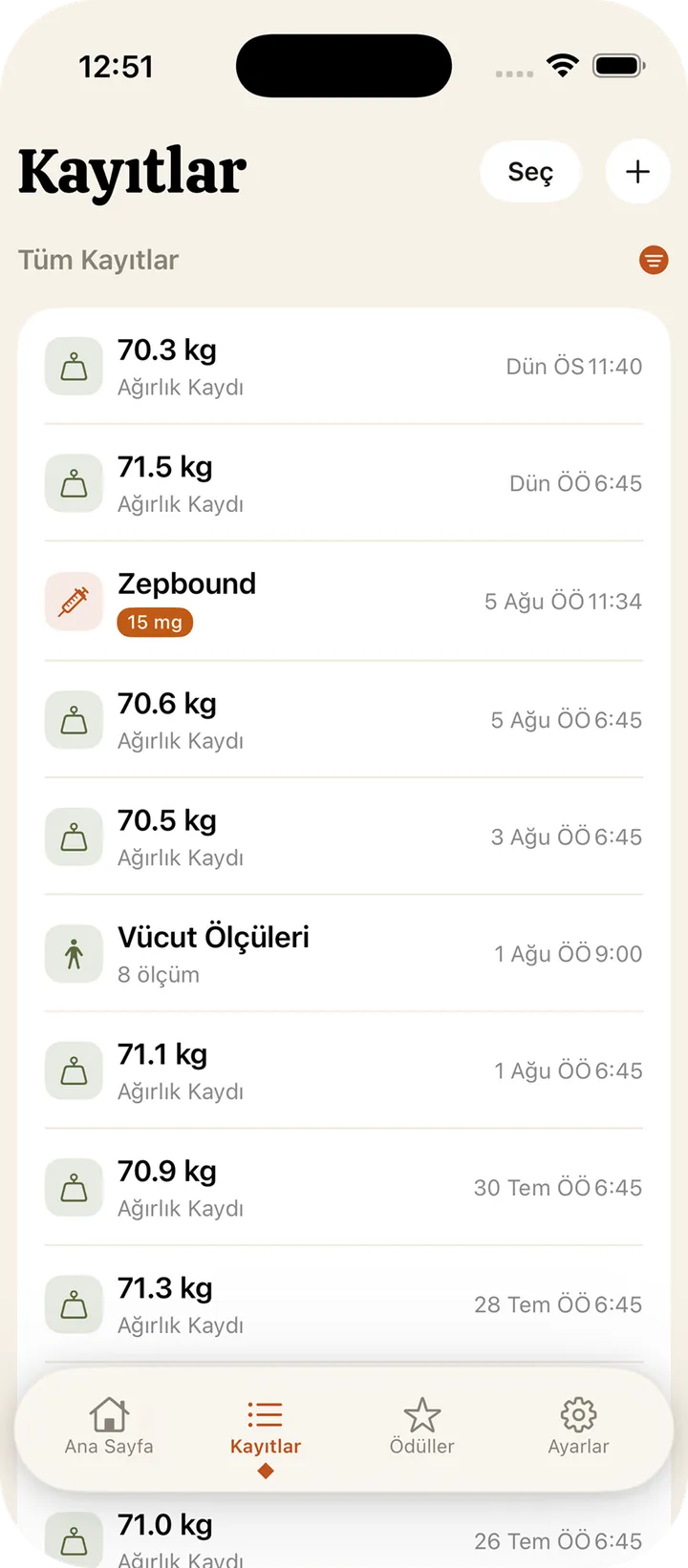 Kilo kayıtları ve renk kodlu dozlarla kayıt listesi
